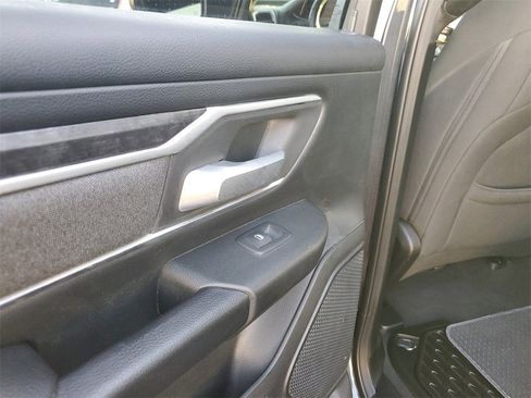 Used 2019 RAM 1500 Big Horn image 16