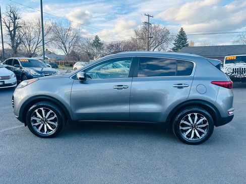 Used 2017 Kia Sportage EX w/ EX Premium Package image 4