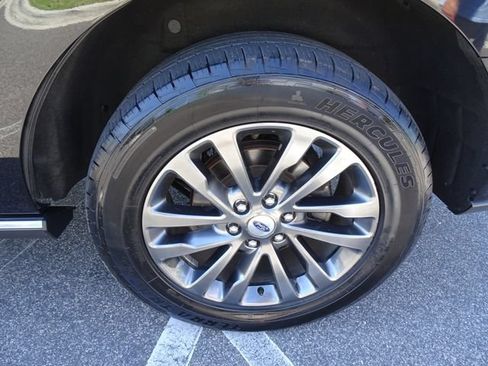 Used 2021 Ford Expedition Limited RWD image 41