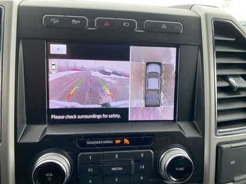 Used 2020 Ford F150 Lariat w/ Equipment Group 502A Luxury image 14