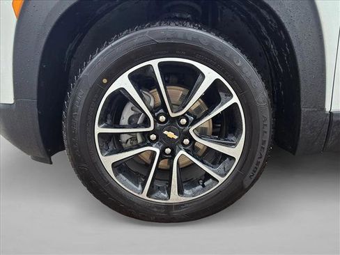 Used 2024 Chevrolet TrailBlazer LT FWD image 10