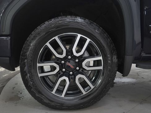 Used 2025 GMC Sierra 1500 AT4 w/ AT4 Premium Package image 31