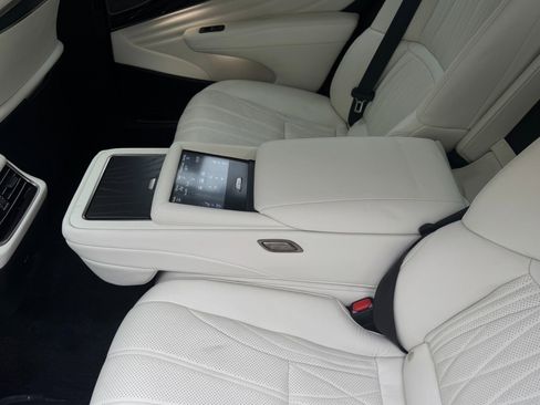 Used 2023 Lexus LS 500h AWD w/ Luxury Package image 70