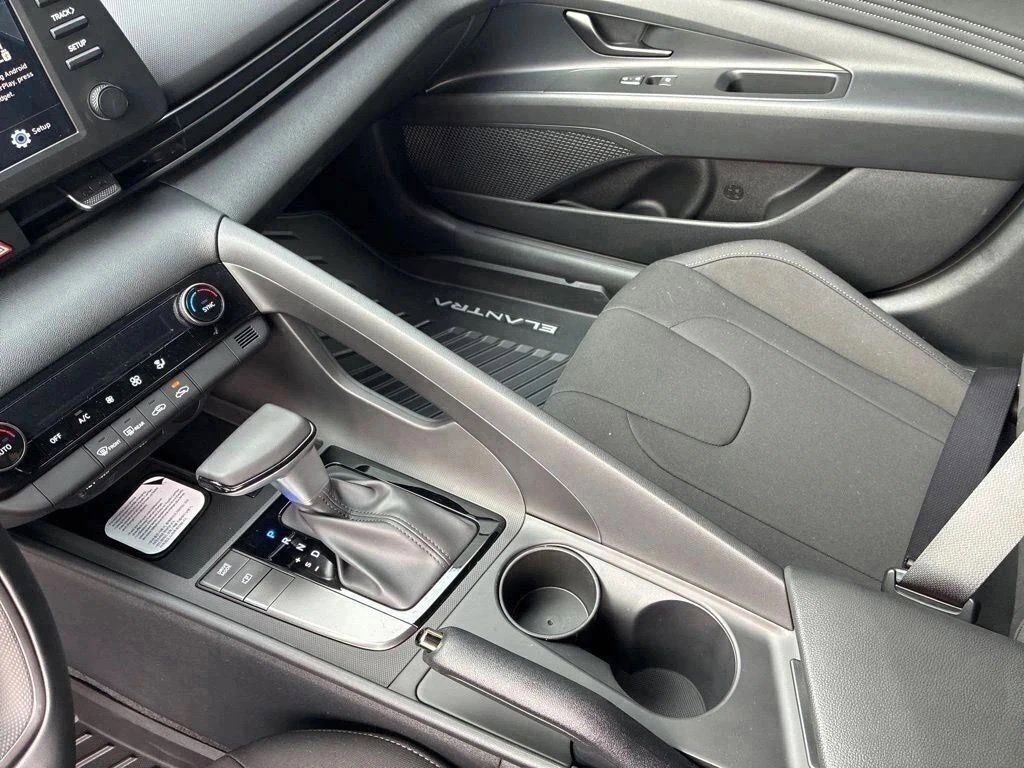 New 2026 Hyundai Elantra Sport FWD image 12