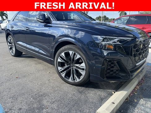 Used 2025 Audi Q8 Prestige w/ Prestige Package image 1