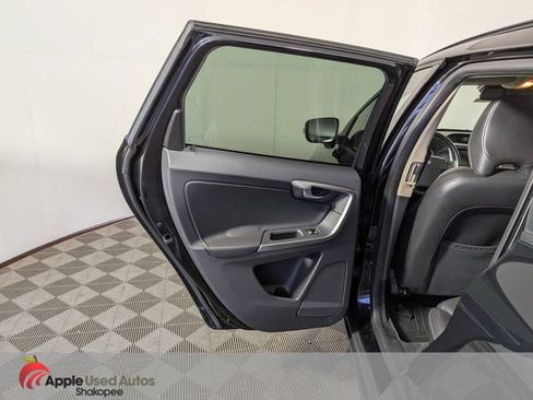 Used 2010 Volvo XC60 3.2 AWD/4WD image 23