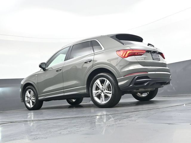 Used 2022 Audi Q3 2.0T Premium Plus AWD/4WD image 32