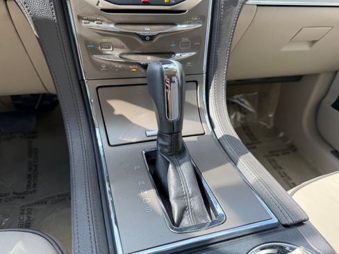 Used 2014 Lincoln MKX FWD w/ Equipment Group 101A image 15