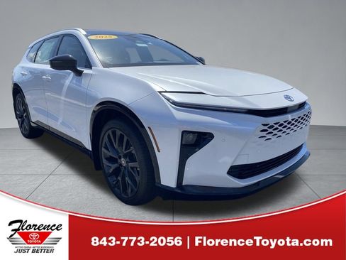 New 2025 Toyota Crown Signia image 1