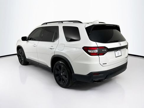 Used 2026 Honda Pilot Black Edition image 7