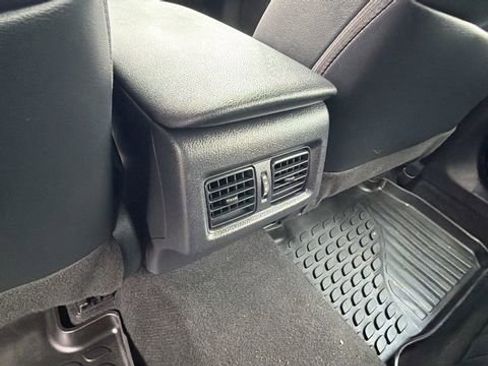 Used 2024 Toyota Camry SE w/ Cold Weather Package image 17