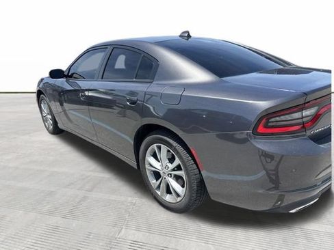 Used 2022 Dodge Charger SXT AWD/4WD image 9