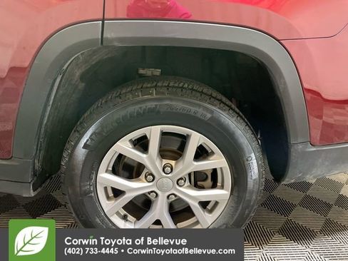 Used 2022 Jeep Grand Cherokee L Limited image 25