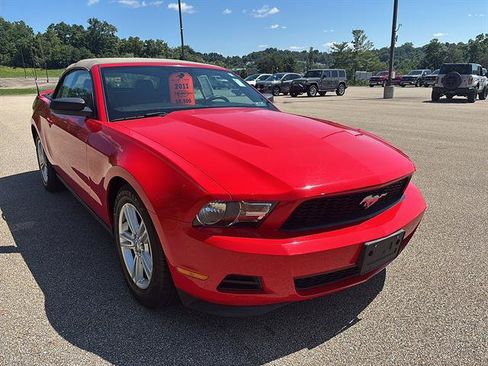 Used 2011 Ford Mustang Convertible w/ 101A Rapid Spec Order Code RWD image 6