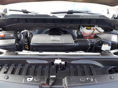 Used 2019 Chevrolet Silverado 1500 High Country AWD/4WD image 34