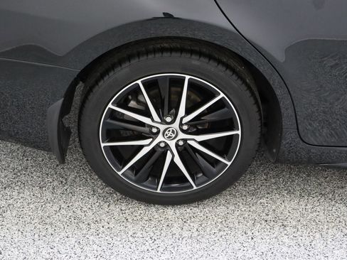 Used 2023 Toyota Camry SE FWD image 6