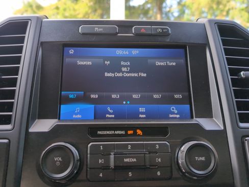 Used 2019 Ford F150 XL w/ Equipment Group 101A Mid AWD/4WD image 23
