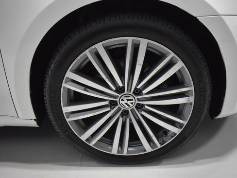 Used 2015 Volkswagen Passat 1.8T Sport FWD image 10