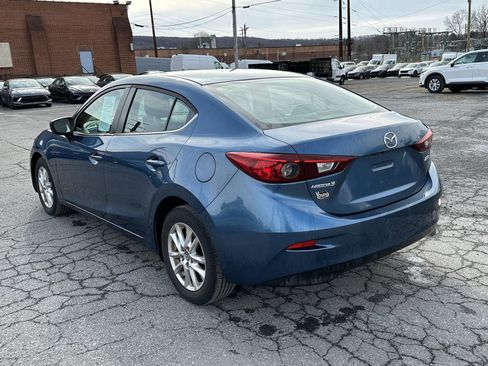 Used 2017 MAZDA MAZDA3 Sport w/ Preferred Equipment Package image 6