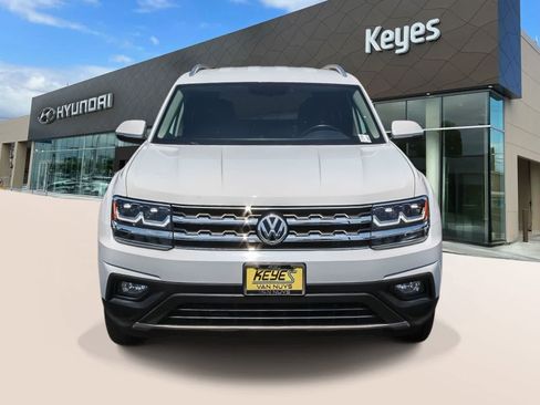 Used 2019 Volkswagen Atlas SE w/ Towing Package FWD image 2