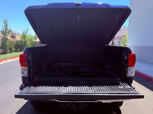 Used 2013 Toyota Tundra Limited w/ TRD Off-Road Pkg AWD/4WD image 17