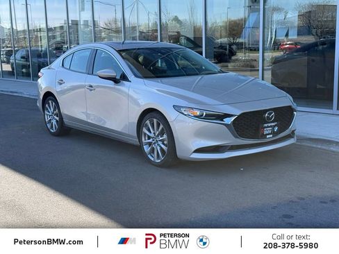 Used 2023 MAZDA MAZDA3 s FWD image 7
