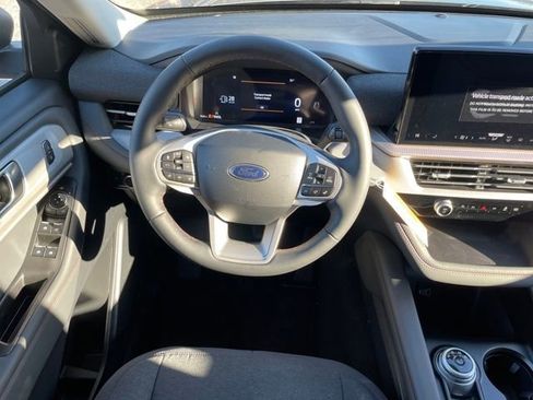 New 2026 Ford Explorer Active image 13