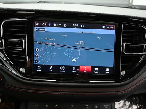 Used 2024 Dodge Durango GT AWD/4WD image 18
