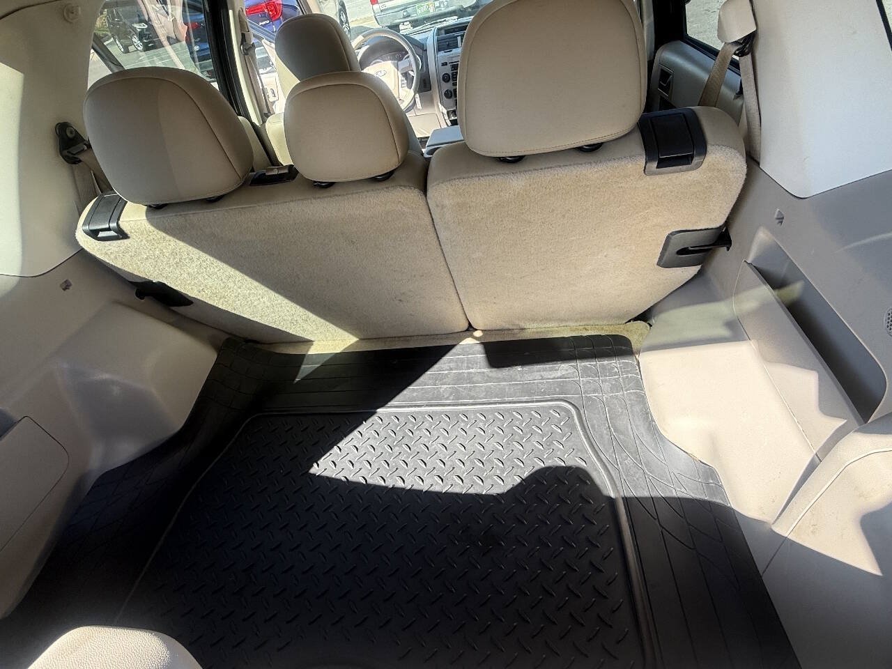 Used 2010 Ford Escape XLT FWD image 9