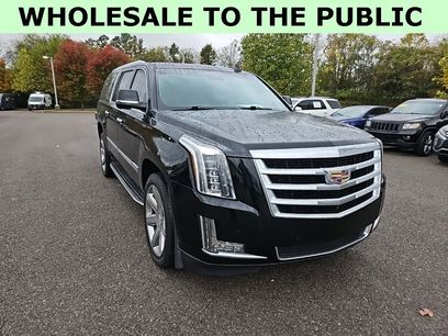 Used 2016 Cadillac Escalade ESV Luxury