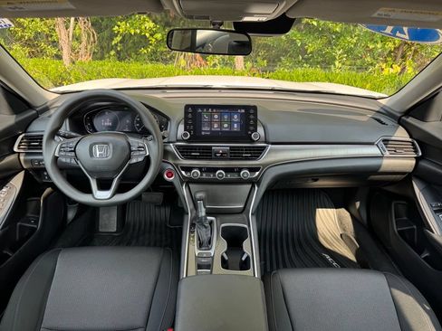 Used 2021 Honda Accord LX image 5