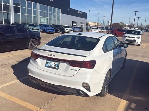 Used 2024 Kia Forte GT-Line w/ GT-Line Premium Package FWD image 13