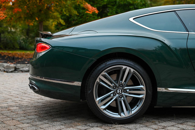 Used 2024 Bentley Continental GT V8 AWD/4WD image 9