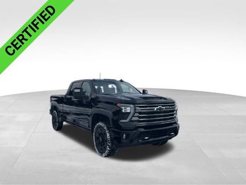 Used 2024 Chevrolet Silverado 2500 High Country w/ High Country Premium Package image 8