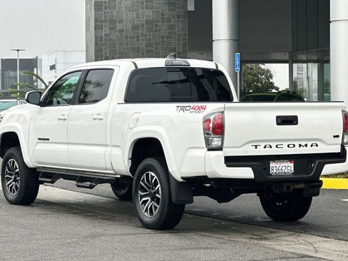 Used 2023 Toyota Tacoma 4x4 Double Cab image 6