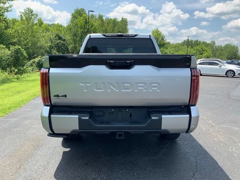 Used 2023 Toyota Tundra Platinum AWD/4WD image 12