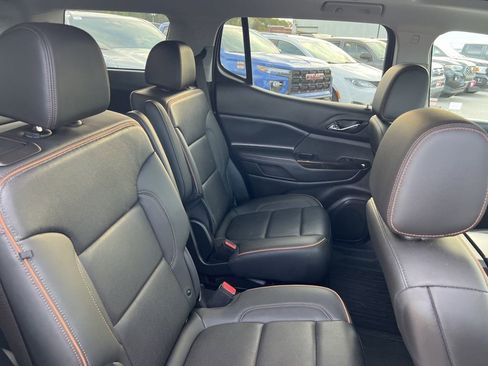 Certified 2022 GMC Acadia AT4 image 35