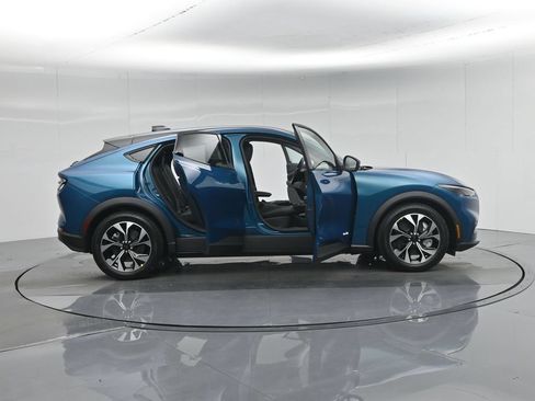 New 2026 Ford Mustang Mach-E Select RWD image 33
