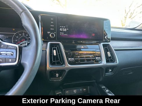 Used 2023 Kia Sorento EX image 13