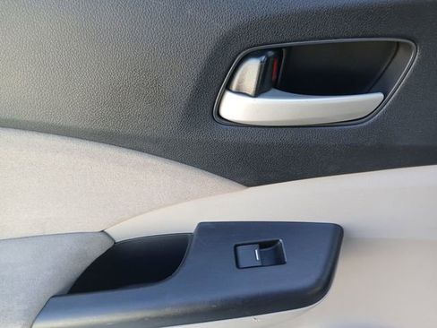 Used 2014 Honda CR-V EX image 16