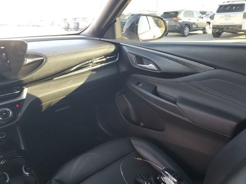 Certified 2024 Buick Envista Sport Touring w/ Convenience I Package image 11