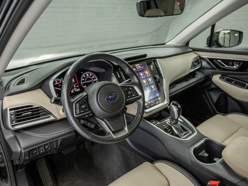 Used 2021 Subaru Outback Limited image 17