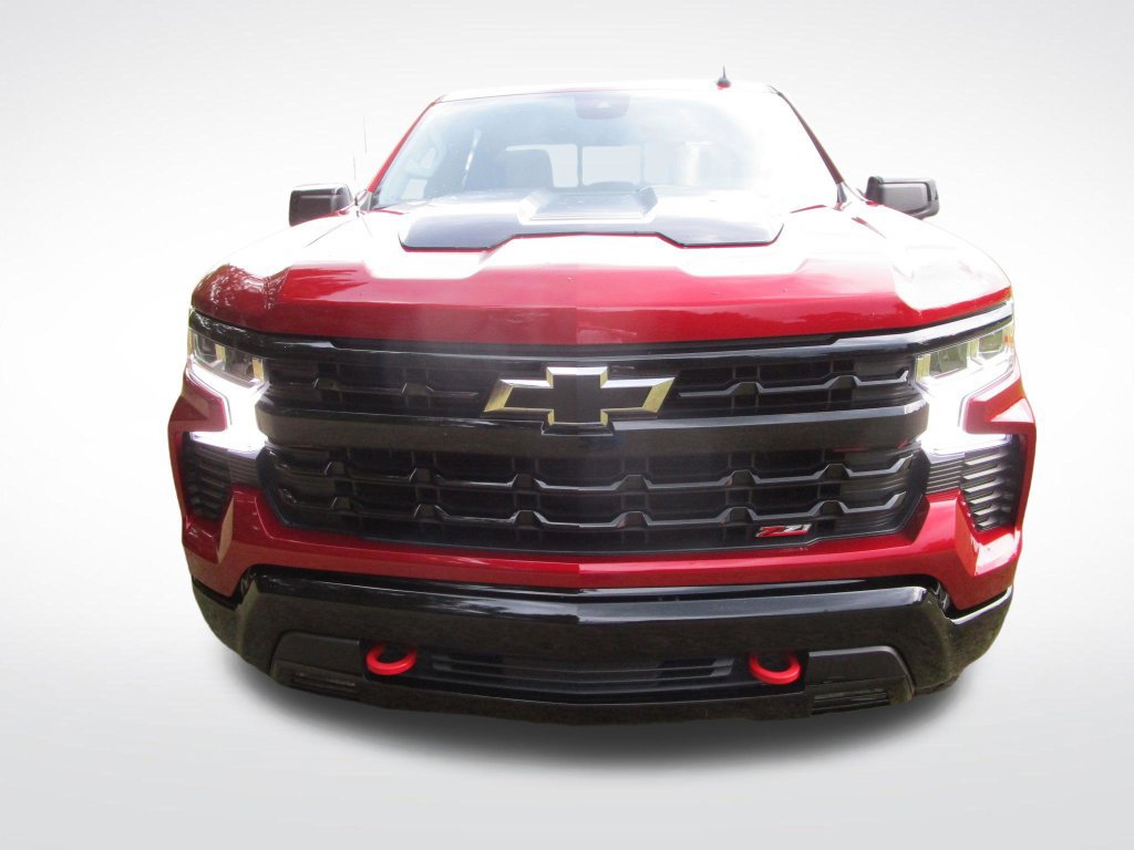 Used 2025 Chevrolet Silverado 1500 LT Trail Boss w/ Convenience Package II AWD/4WD image 5