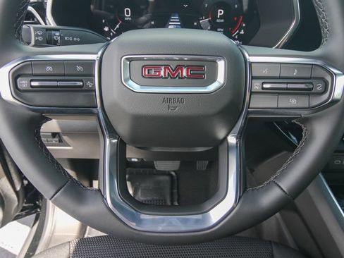 New 2026 GMC Canyon Elevation w/ Convenience Package image 17