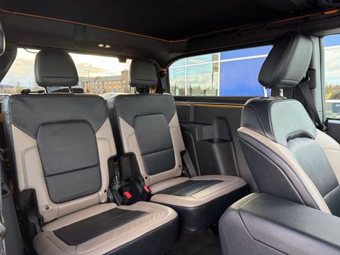 Used 2021 Ford Bronco Wildtrak image 14