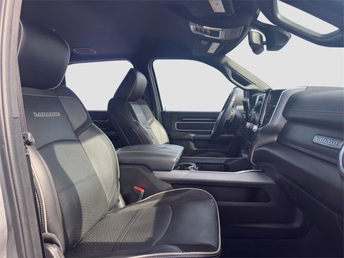 Used 2023 RAM 2500 Laramie w/ Night Edition image 27