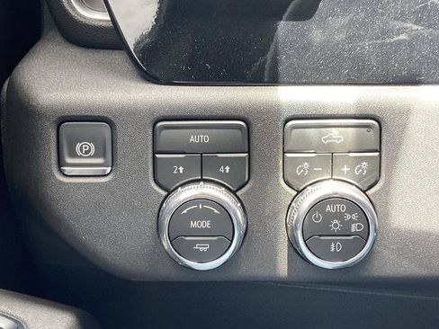 Used 2026 GMC Sierra 1500 Elevation w/ Preferred Package AWD/4WD image 14