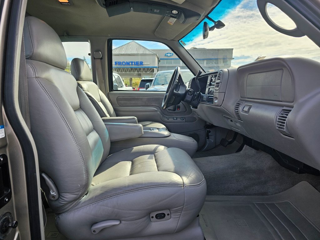 Used 1998 Chevrolet Silverado 1500 4x4 Extended Cab w/ Preferred Equipment Group 3 image 10