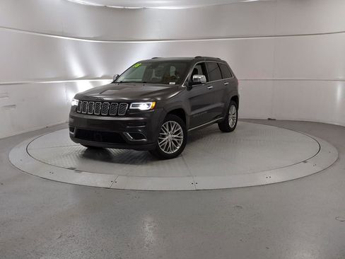 Used 2018 Jeep Grand Cherokee Summit image 6
