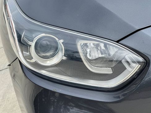 Used 2021 Kia Forte LXS FWD image 11